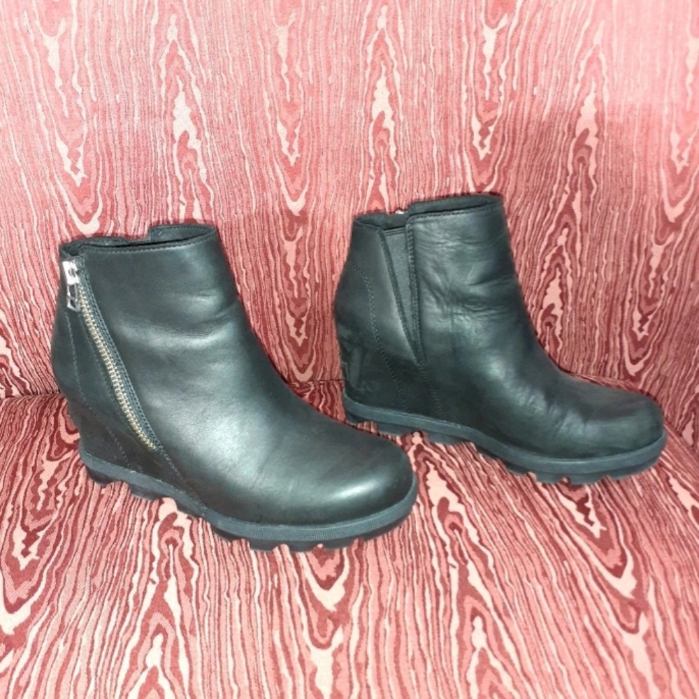 Sorel Joan Of Arctic Wedge ll Bootie Black Leather Size US 7 Casual